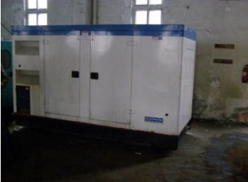 杭州西湖康明斯150kw大型柴油二手发电机组